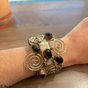 Vintage Large hammered silver, gold, copper cuff with blue gems 💎